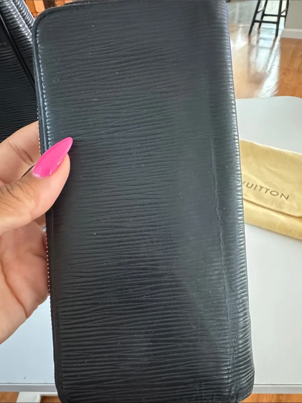 Authentic Louis Vuitton Black Leather Zip Wallet